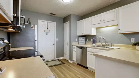 Kitchen - 1241 Mac Duff Dr, Murfreesboro, TN 37128 photo 3 of 3