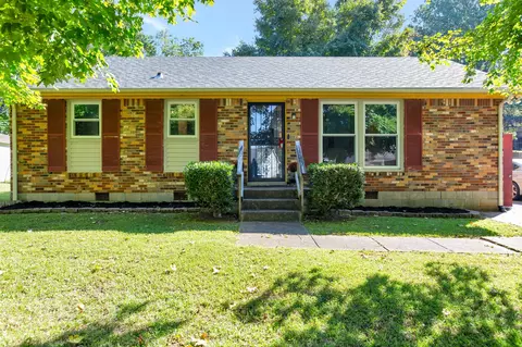 221 Paddock Rd, Clarksville, TN 37043