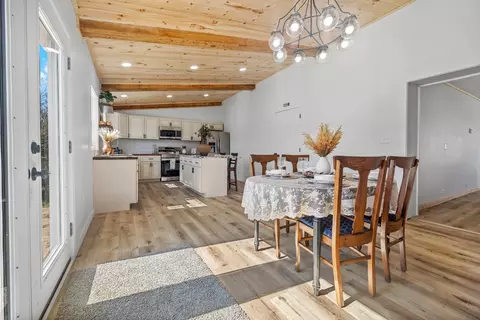 Dining - 228 E Maple St, Dresden, TN 38225 photo 1 of 2