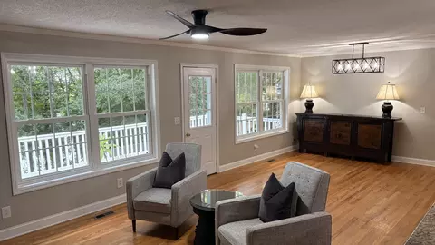 Living - 182 Loop Dr, Winchester, TN 37398 photo 5 of 7
