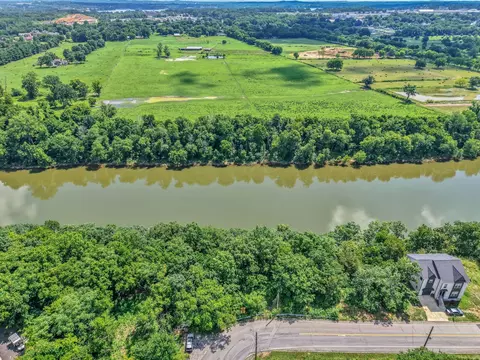 392 Rio Vista Dr, Madison, TN 37115