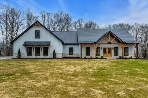 1224 Mason Bates Bend Rd, Centerville, TN 37033
