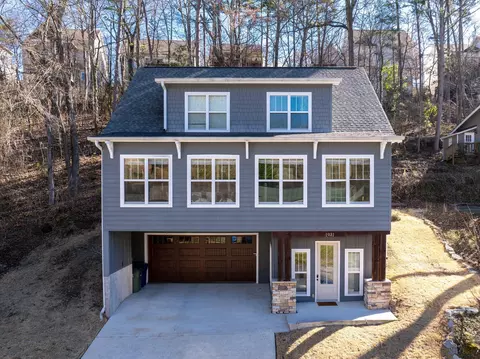 1031 Dartmouth St, Chattanooga, TN 37405