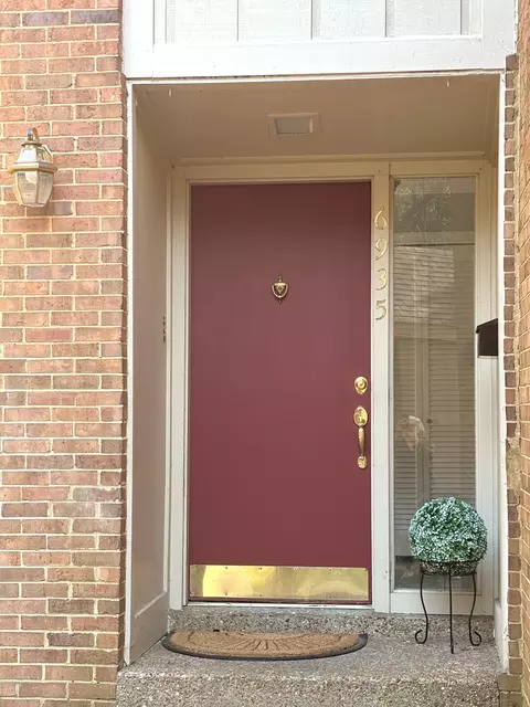 6935 Highland Park Dr, Nashville, TN 37205