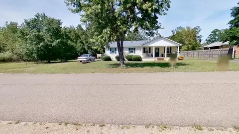30 Rodeo Way, Savannah, TN 38372