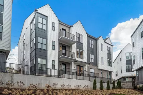 505 Community Ct #202, Nashville, TN 37209