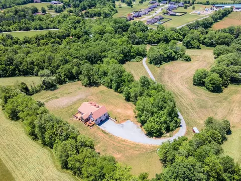 800 Butler Rd, Portland, TN 37148