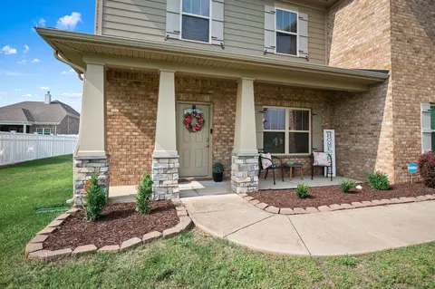 Exterior - 1113 Dunkirk Ln, Murfreesboro, TN 37129 photo 3 of 6