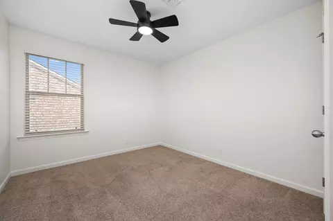 Bedroom - 1113 Dunkirk Ln, Murfreesboro, TN 37129 photo 3 of 4