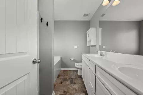 Entry Way - 1113 Dunkirk Ln, Murfreesboro, TN 37129 photo 3 of 3