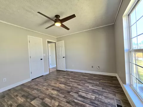 Bedroom - 1381 Tom Grissom Rd, Morrison, TN 37357 photo 4 of 9