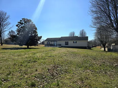 Exterior - 1381 Tom Grissom Rd, Morrison, TN 37357 photo 11 of 18
