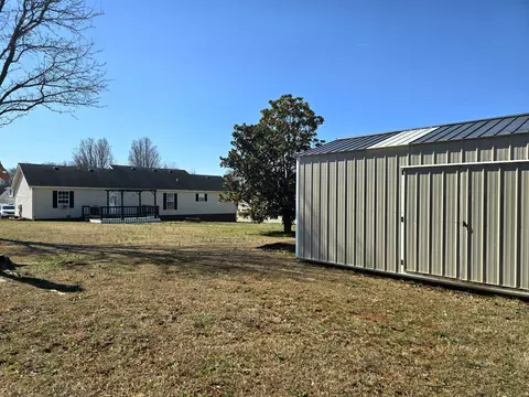 Exterior - 1381 Tom Grissom Rd, Morrison, TN 37357 photo 13 of 18