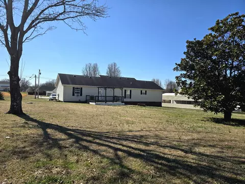 Exterior - 1381 Tom Grissom Rd, Morrison, TN 37357 photo 12 of 18