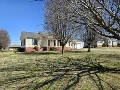 Exterior - 1381 Tom Grissom Rd, Morrison, TN 37357 photo 4 of 18