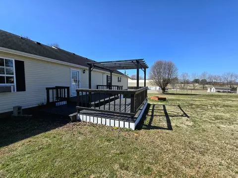Exterior - 1381 Tom Grissom Rd, Morrison, TN 37357 photo 7 of 18