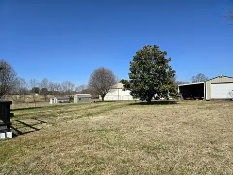 Exterior - 1381 Tom Grissom Rd, Morrison, TN 37357 photo 15 of 18