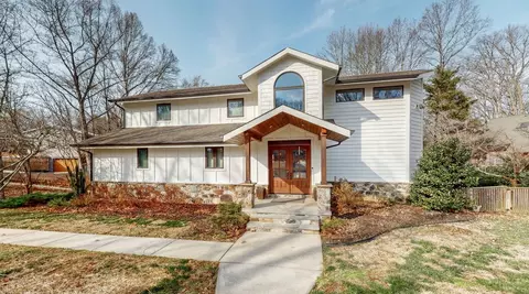 886 Hopkins Ln, Winchester, TN 37398