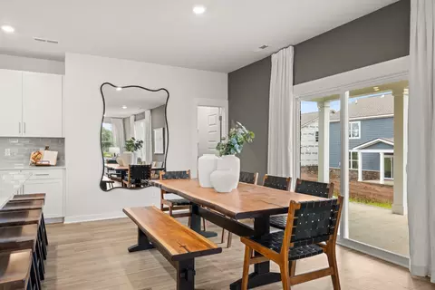 Dining - 1321 Essem Dr, Murfreesboro, TN 37130 photo 1 of 4