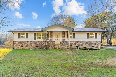 19 Bright Ln, Ringgold, GA 30736