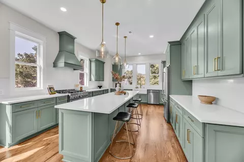 323 50th Ave N, Nashville, TN 37209