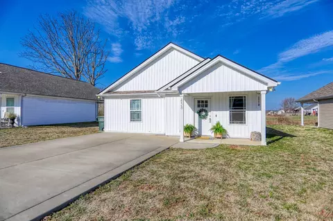 458 Laramie Dr, Springfield, TN 37172
