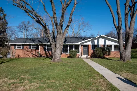 201 Porter Cir, Columbia, TN 38401