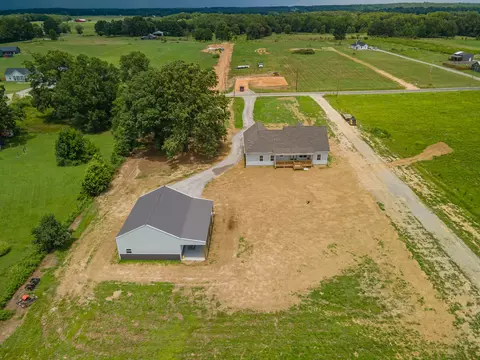 220 Dugout Rd, Summertown, TN 38483