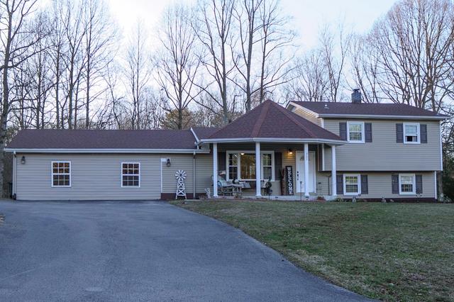 267 Simmons St, Spencer, TN 38585