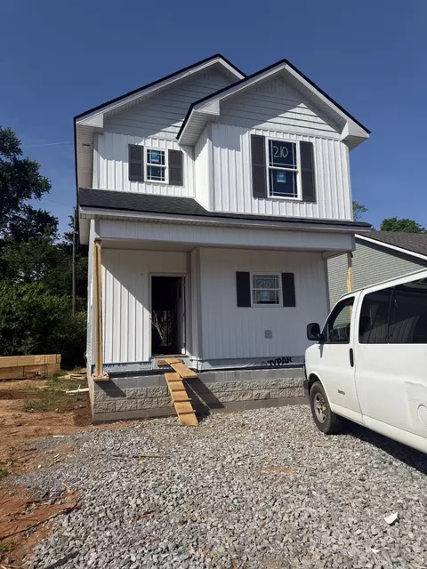 2619 Scott Dr, Clarksville, TN 37042