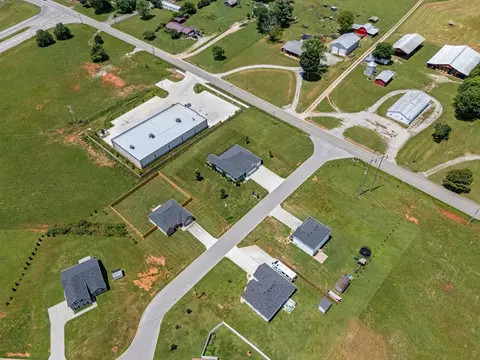 View/Area - 26 Mimosa Dr, Decherd, TN 37324 photo 4 of 16