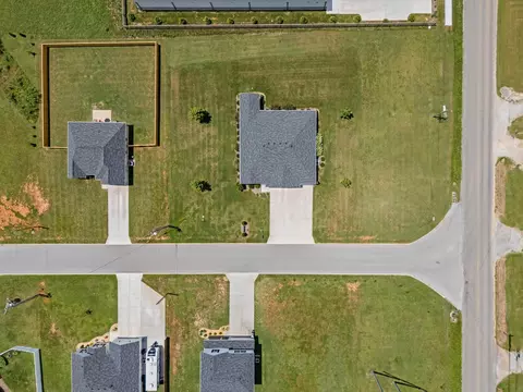 View/Area - 26 Mimosa Dr, Decherd, TN 37324 photo 3 of 16