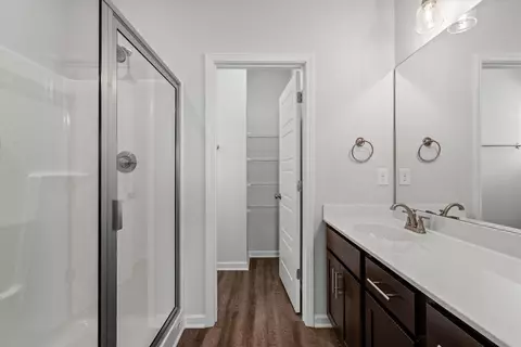 Entry Way - 26 Mimosa Dr, Decherd, TN 37324 photo 5 of 13