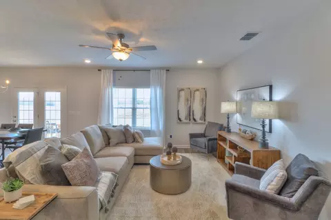 Living - 26 Mimosa Dr, Decherd, TN 37324 photo 6 of 6