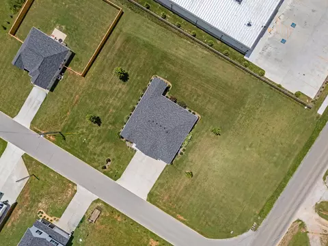 View/Area - 26 Mimosa Dr, Decherd, TN 37324 photo 1 of 16