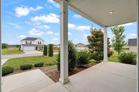 Exterior - 26 Mimosa Dr, Decherd, TN 37324 photo 2 of 9