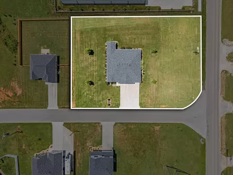 View/Area - 26 Mimosa Dr, Decherd, TN 37324 photo 2 of 16