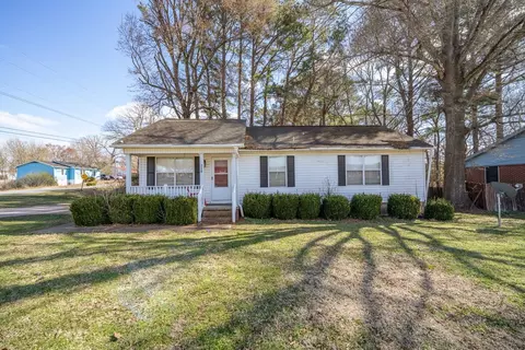 226 Mifflin Dr, Henderson, TN 38340