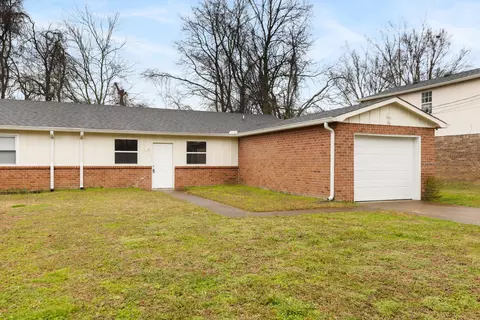 Exterior - 1446 E Cedar Ln, Madison, TN 37115 photo 2 of 8