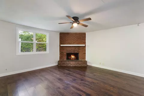 Living - 1446 E Cedar Ln, Madison, TN 37115 photo 2 of 6