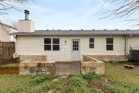 Exterior - 1446 E Cedar Ln, Madison, TN 37115 photo 7 of 8