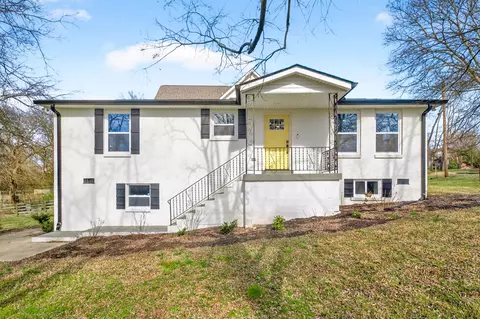 1725 Roger Ave, Nashville, TN 37207