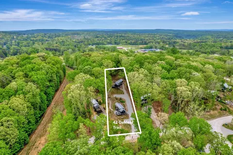 42 Oakleaf Trl, Tracy City, TN 37387