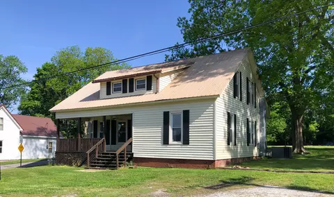 301 Bennett St, Decherd, TN 37324