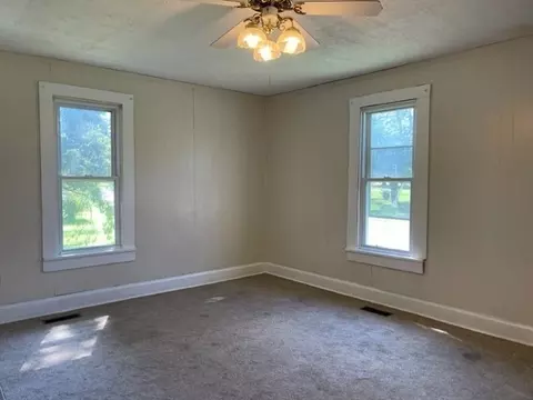 Bedroom - 301 Bennett St, Decherd, TN 37324 photo 1 of 3