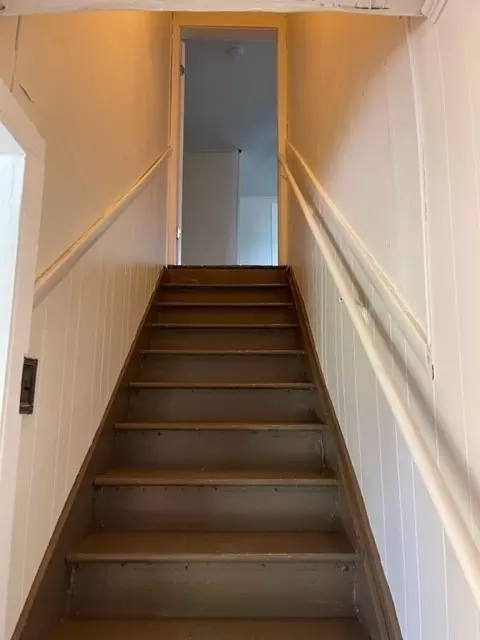 Entry Way - 301 Bennett St, Decherd, TN 37324 photo 1 of 2
