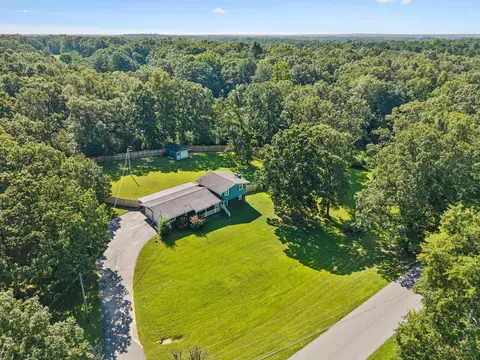 129 Dylark Dr, Waverly, TN 37185