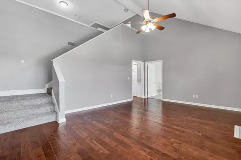 106 Millers Ln, Calhoun, GA 30701
