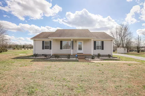 1008 Evelyn Ct, Portland, TN 37148