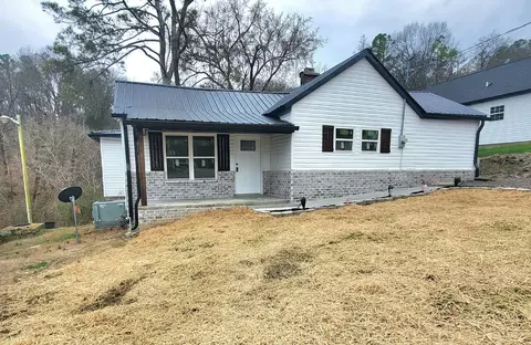 136 Greentop St, Hartsville, TN 37074